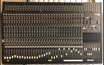 Mackie 32-Channel,  8-Bus Professional Analog Mixer & Power Supply