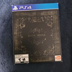Dark Souls Trilogy - Steel Box Set (PS4)