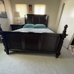 Queen Bedroom Set 