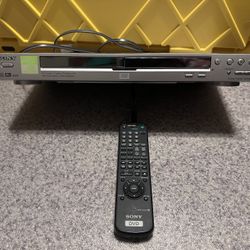 Working Sony DVP-NS725P CD / DVD Player Progressive Drive w/ Remote Control