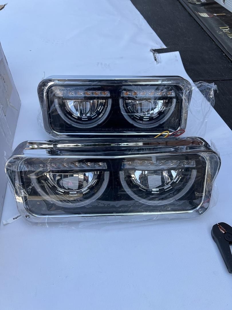 2008 - 2019 Peterbilt 365 LED black / chrome Headlights trailer farros Luces micas Camión Auto Parts