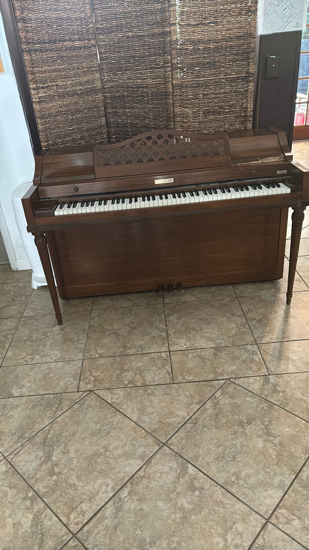 Piano Baldwin