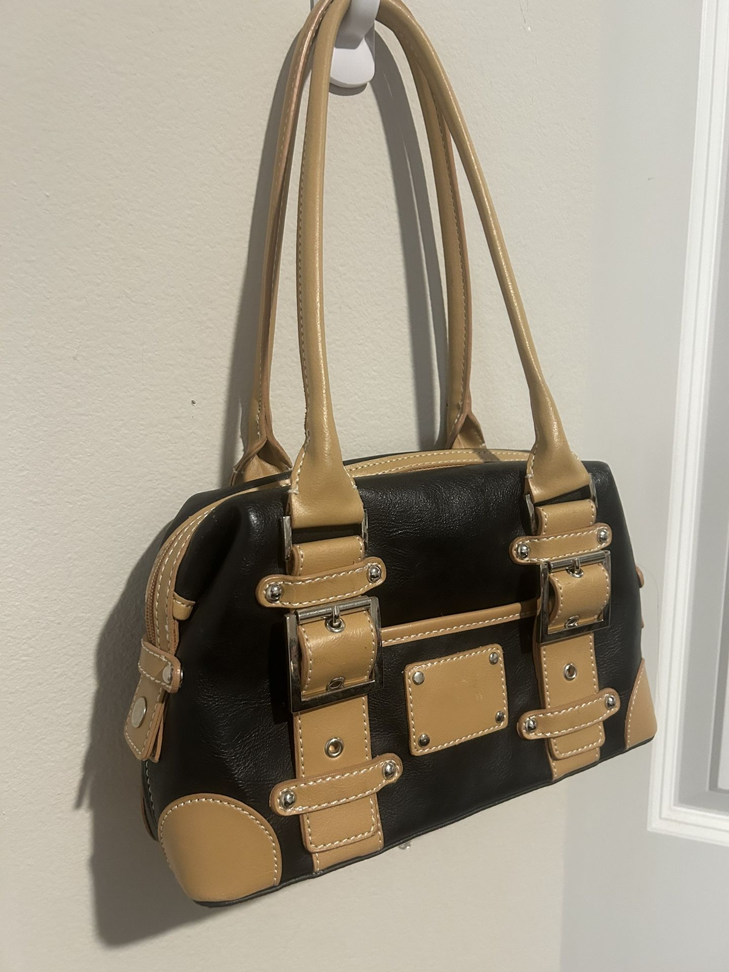 Leather Shell Black clutch purse