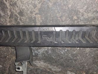 Universal running boards for trucks