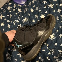 2013 retro 11 gammas size 8