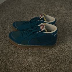 Nike SB Blazer Mid