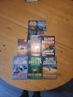 Clive Cussler book lot of 8