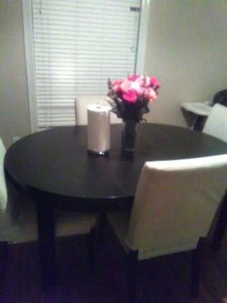 4 seat table