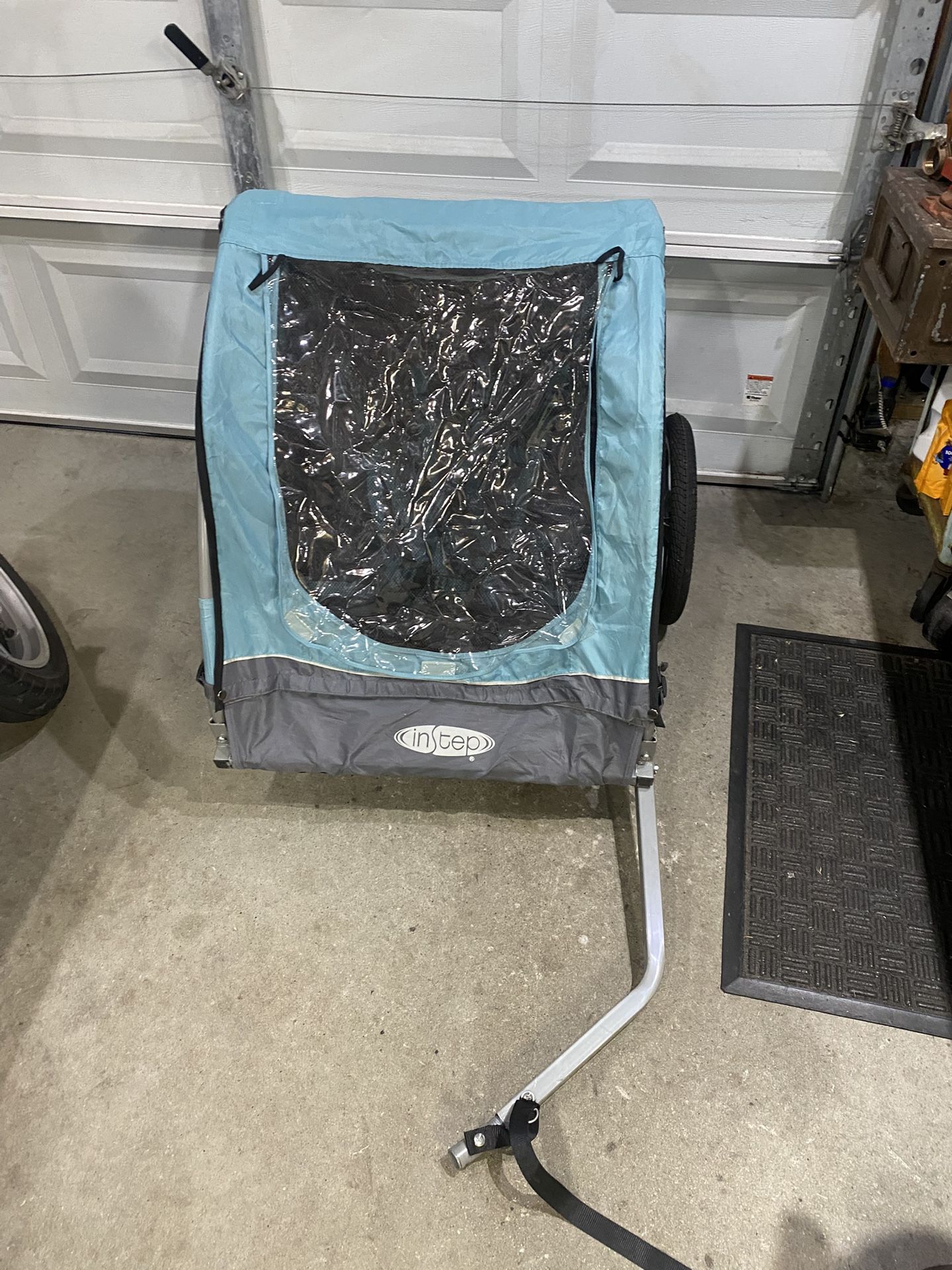In Step Bicycle Trailer