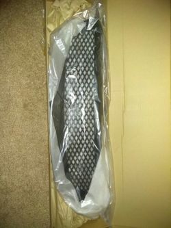 2003-05 Toyota Corolla grill (Black)