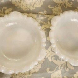 Pair Of Vinatge Anchor Hocking Milk Glass Trinket Plates Jewelry Dish Ash Tray 