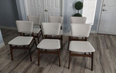 Six beautiful mid-century/modern dining chairs