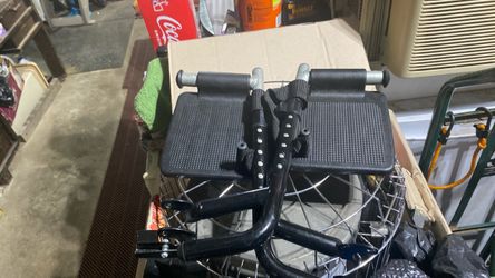 Wheelchair foot rest