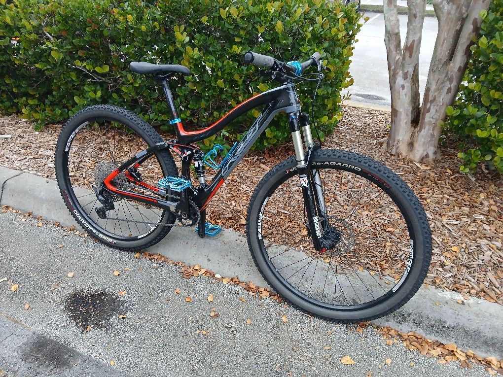Felt Carbon Mountain Bike 29er