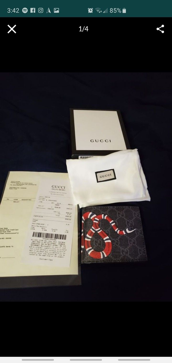 Authentic Gucci Supreme Wallet Snake