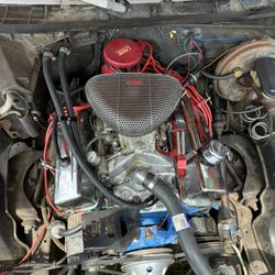 305 Small Block, 2 350 Small Blocks And Racing Parts