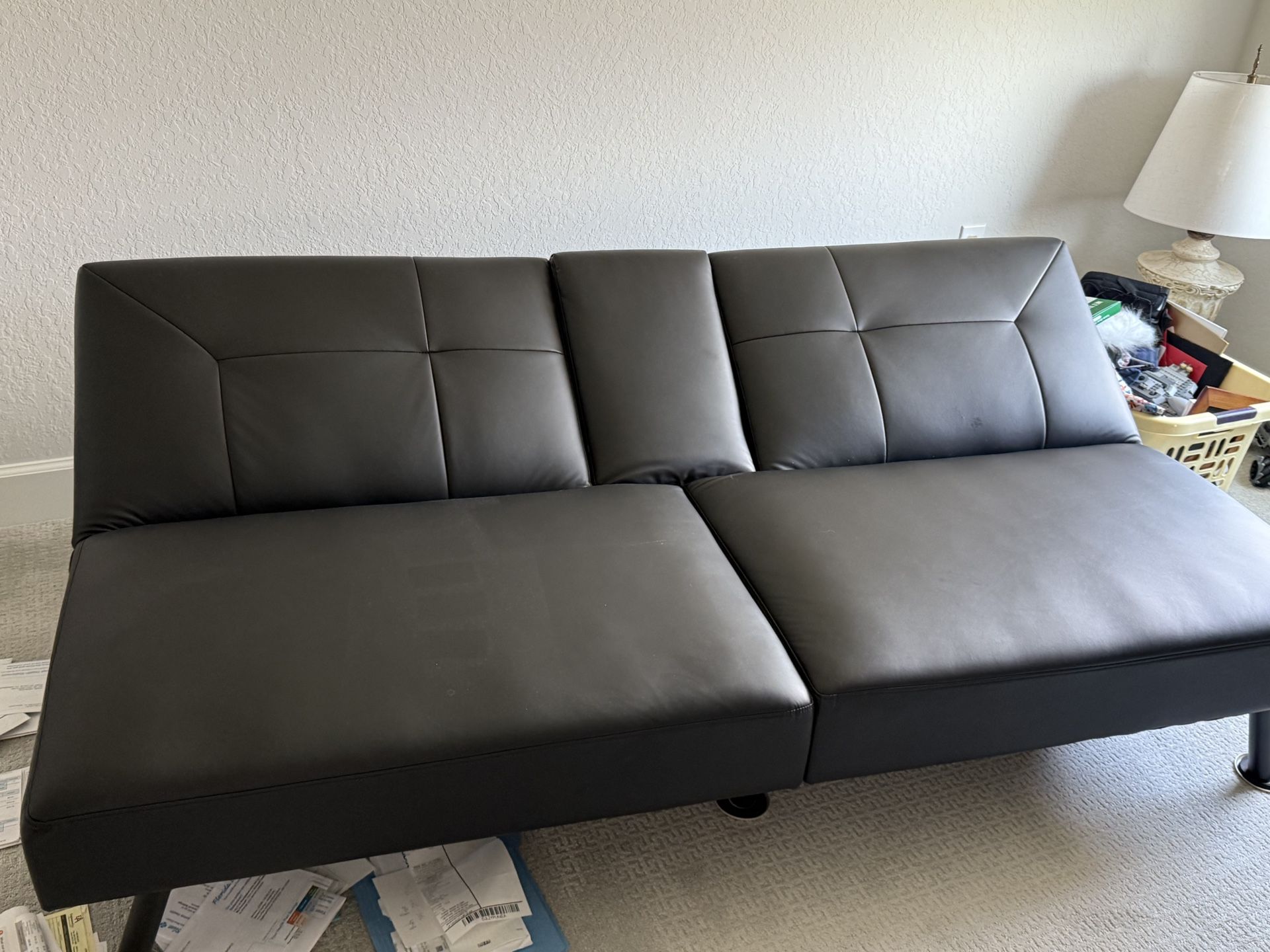 Black Futon