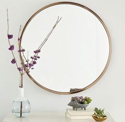 30” ROUND MIRROR (2 available)