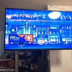 40"Roku TV With Wall Mount And Legs Included 