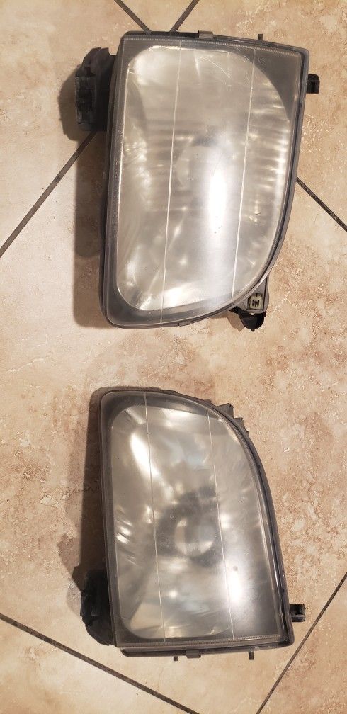 Toyota Headlights
