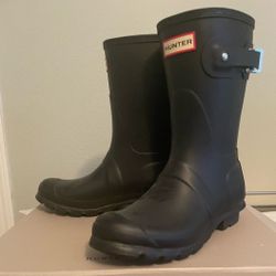 Hunter Rain Boots Size 7