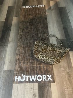 Hotworx yoga mat & towel,bag, 6 ft long