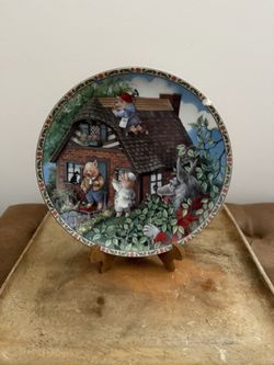 Three Little Pigs(1986) Collectors Plate