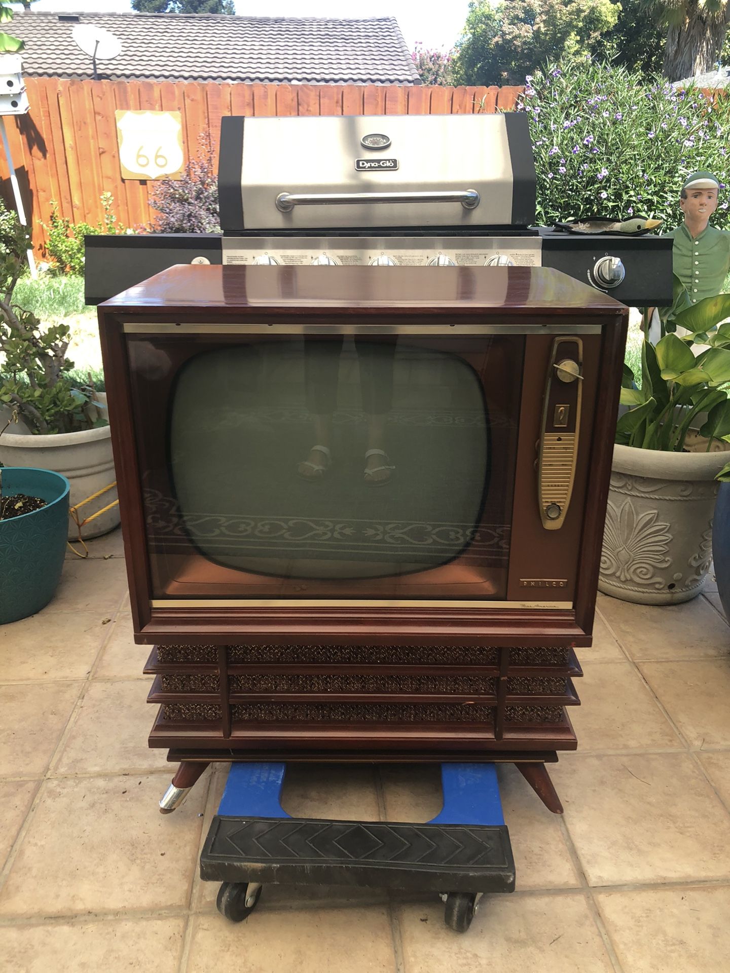Vintage 1960’s Miss America Philco TV