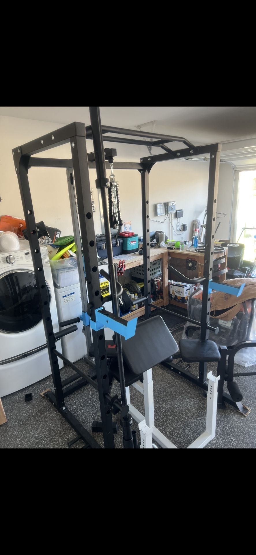 HOME GYM STAND