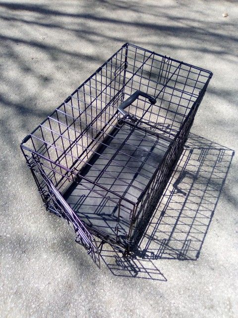 Black Dog Cage With Tray