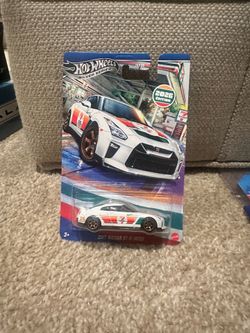 Hot wheels 7/11 exclusive 2017 Nissan GT-R