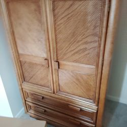 Beautiful Bedroom set with mirror