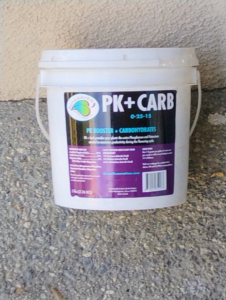 Sunleaves pK +Carb Flowering Nutrients