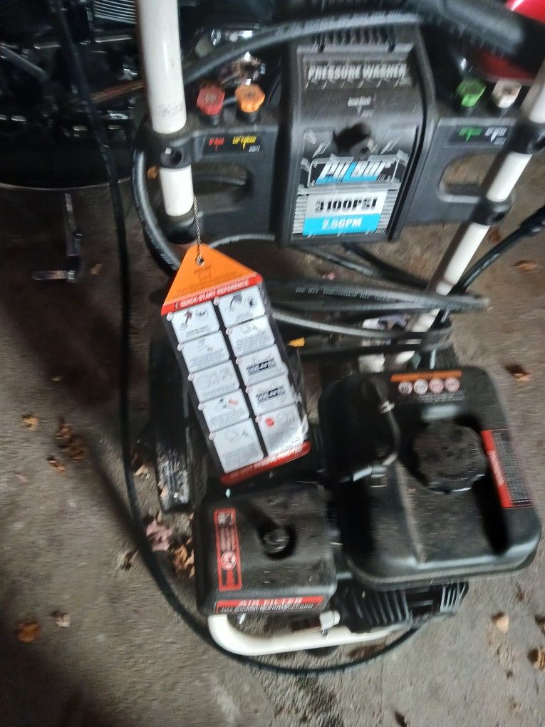 Pulsar 3100 Watt Pressure Washer Used Once Bran New