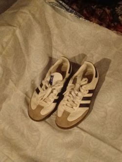 Adidas Samba Low-Top Sneakers