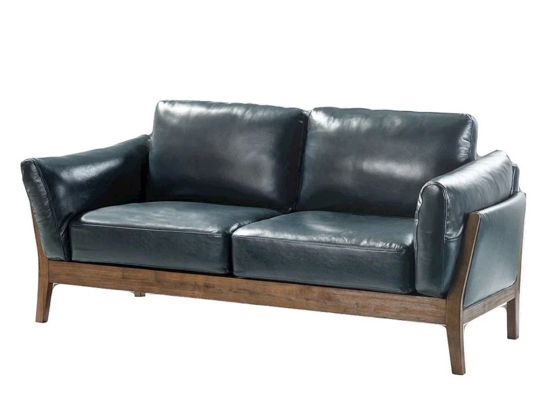 Yukon Loveseat