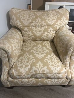 LEE Industries oversized chair