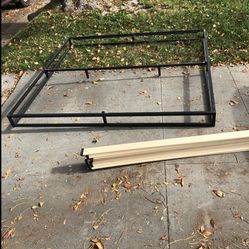 *Free Delivery & Assembly* King Size Metal Bed Frame