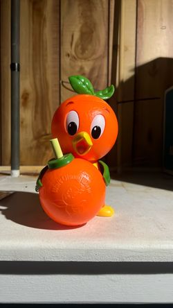 Walt Disney World Park exclusive Orange Bird sipper, never used