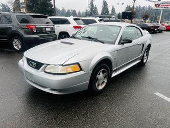 2000 Ford Mustang
