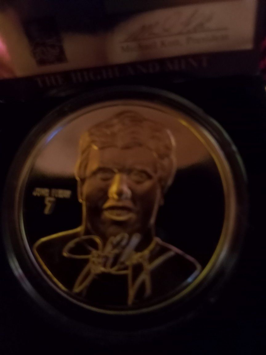 1oz .999 Fine Silver And Gold John Elway Highland Mint  Signature Series Round 