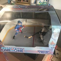 Gretzky In Ranger Uniform And Pavel Bure