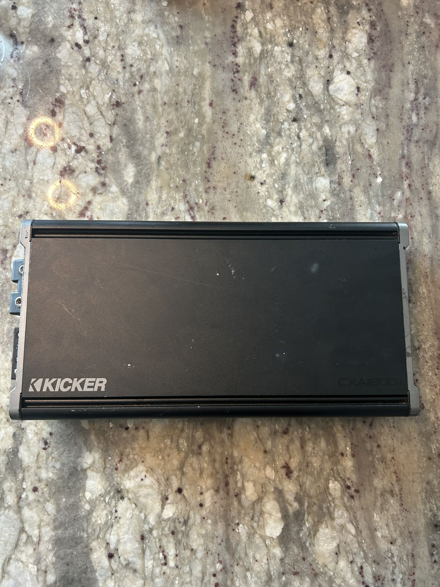 Kicker 1800.1 amp