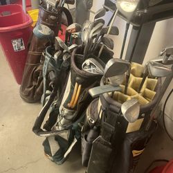 Golf Bags With Used Clubs At Low Low Price $75