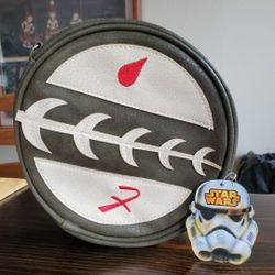 NWT Disney Star Wars Mandalorian Boba Fett Circular 8" purse/Cross body Bag w/adjustable strap
