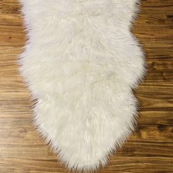 Faux Fur Scatter Area Rug 2x3