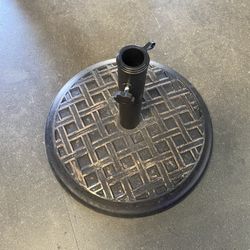  Patio Umbrella Base 35 Pounds