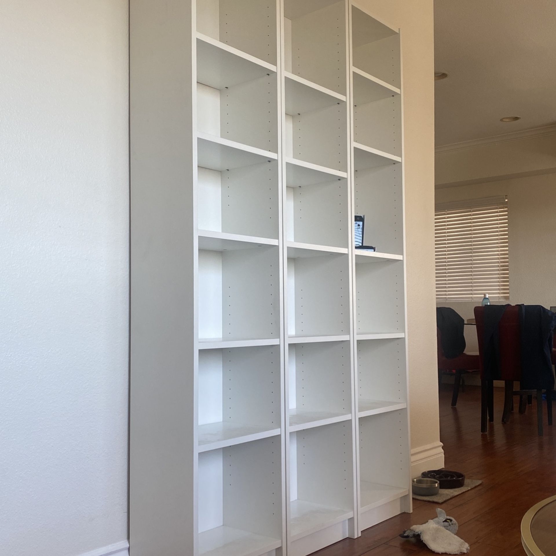 IKEA Billy Bookcases - Set Of 3 With Corner Hardware