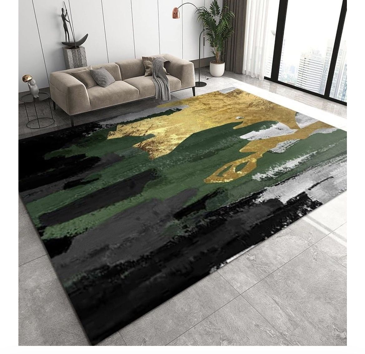 Living Room Rug / Gold Mirror 