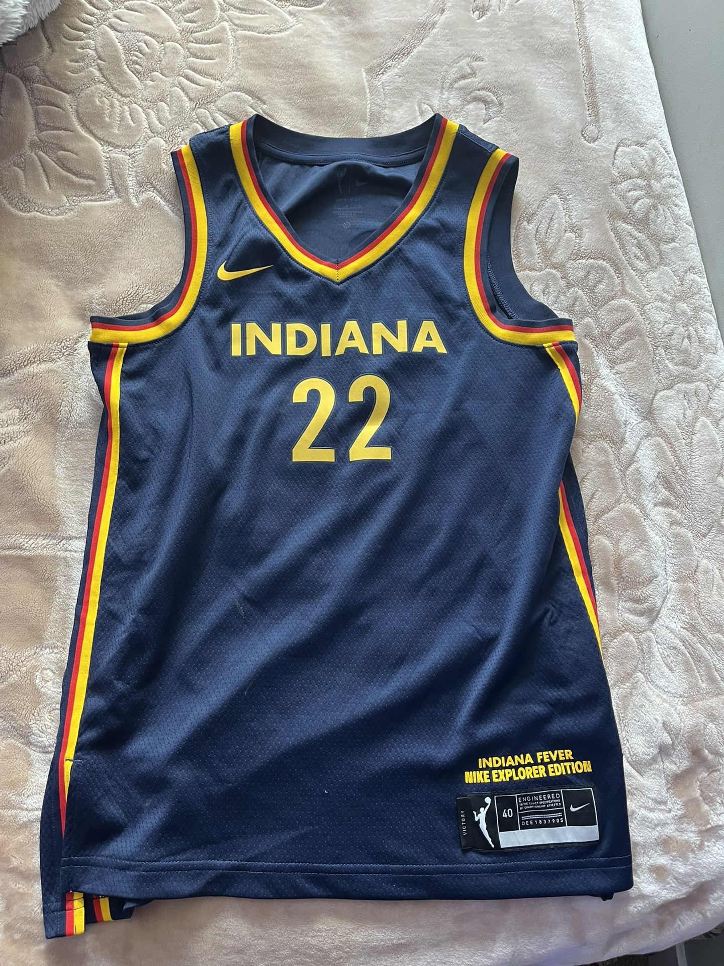 Caitlin Clark jersey